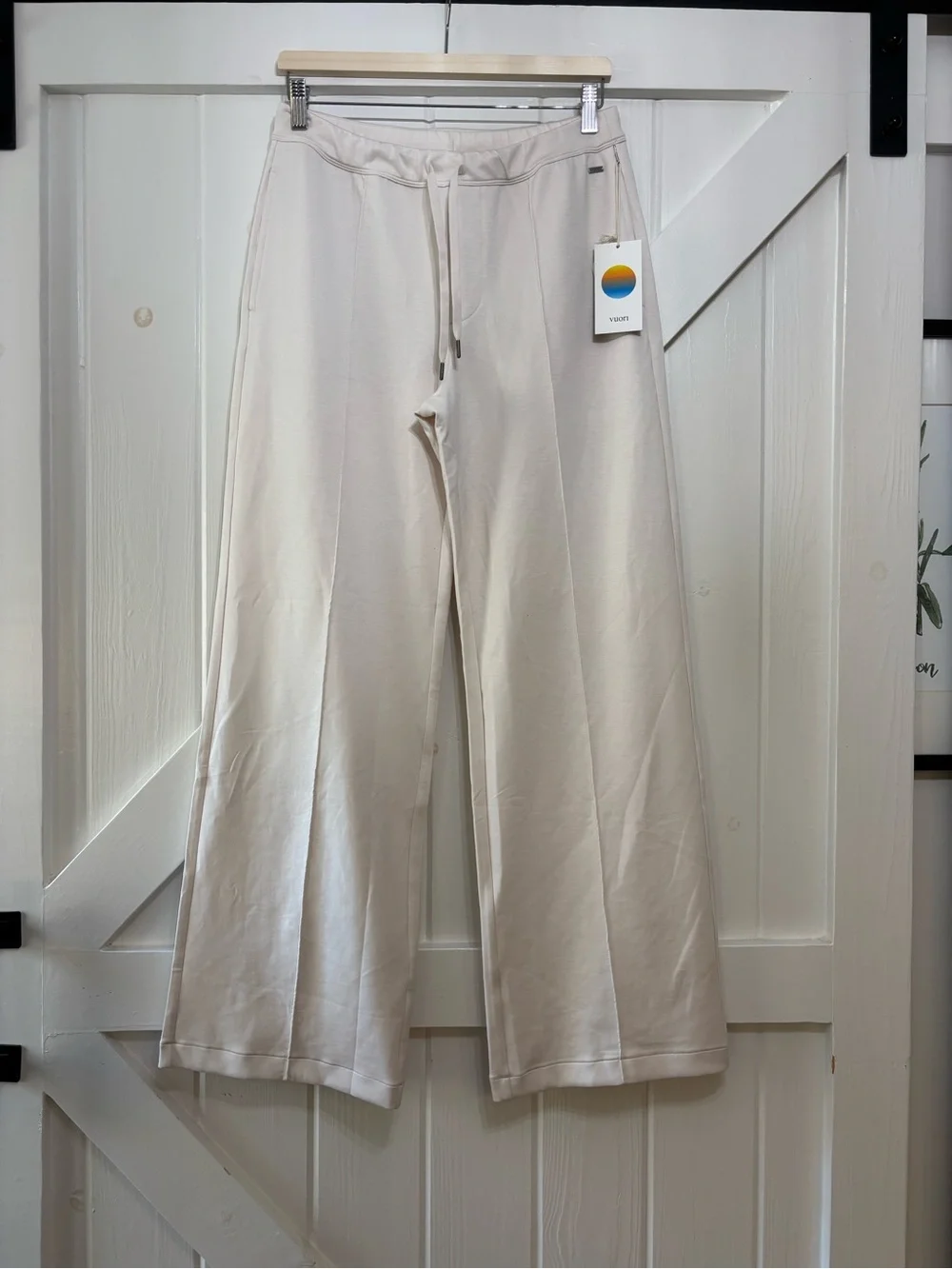Vuori Compose Wide-Leg Drawstring Lounge Sweatpants Marshmallow NWT Small - Picture 2 of 8